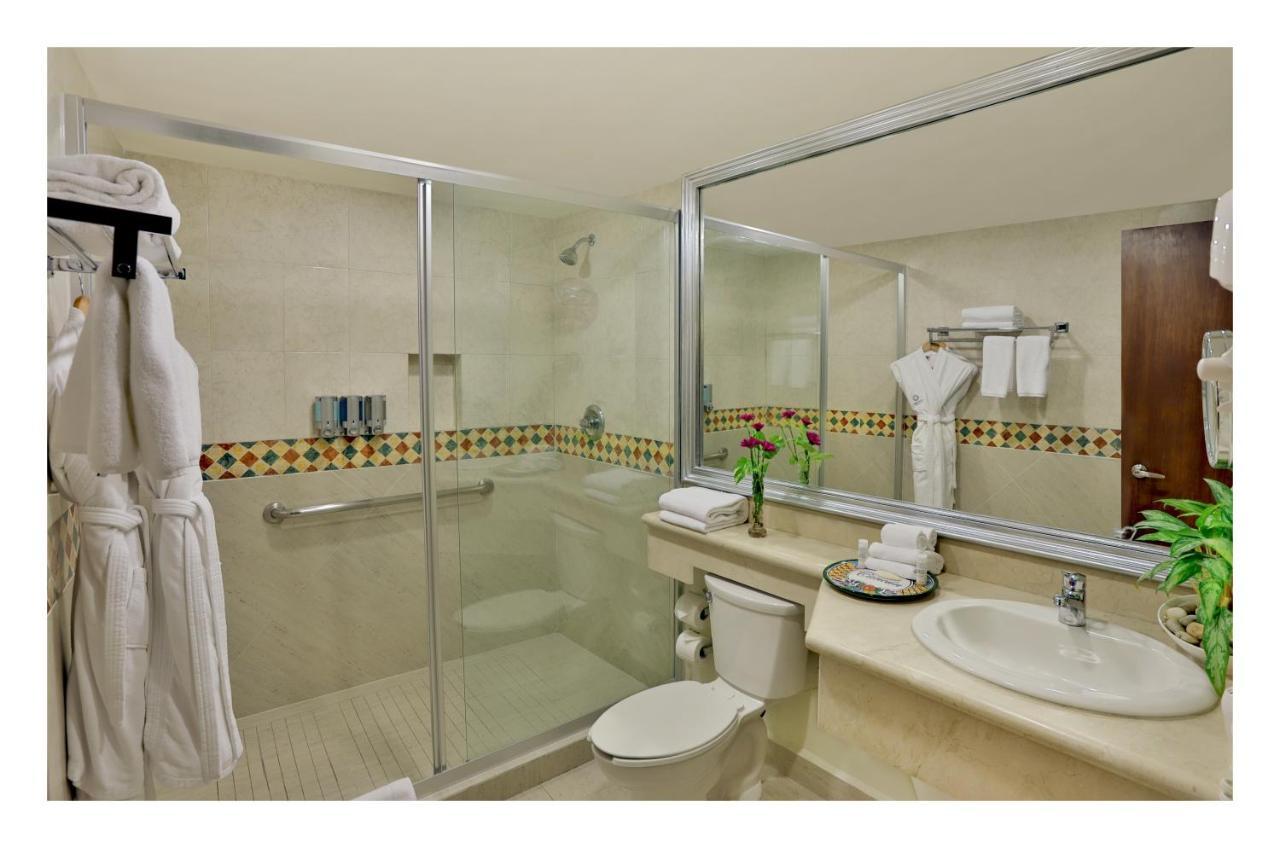 One Bedroom Suite