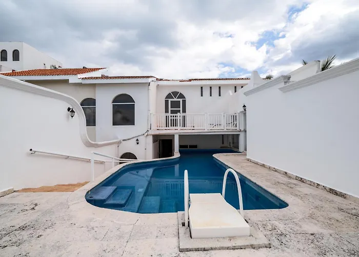 Hotel&Museo Casa Turquesa Cancún